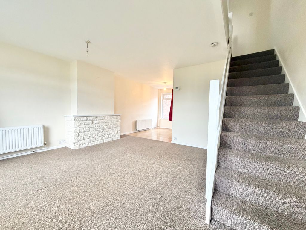 Property photo 2 of 12 Living Room