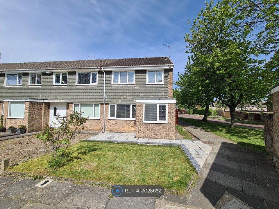 Property photo 1 of 12 Front