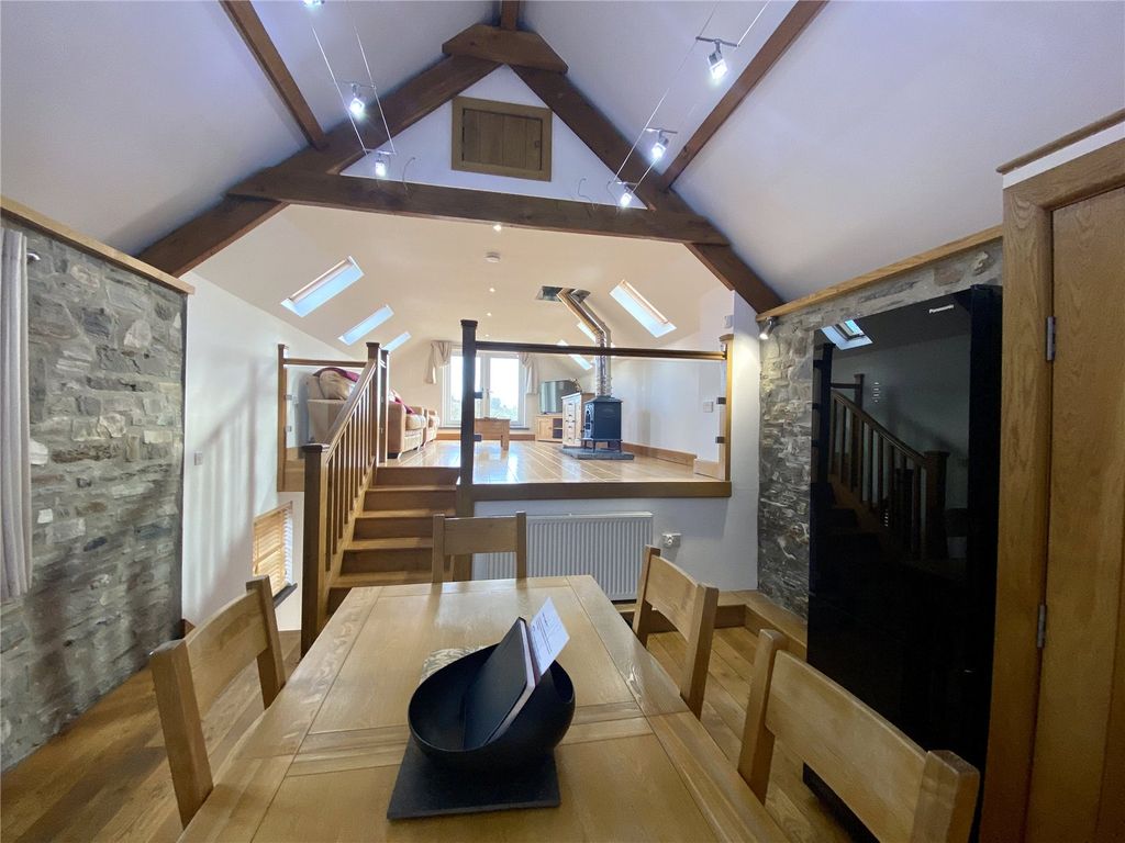 Property photo 3 of 13 Picture No. 08
