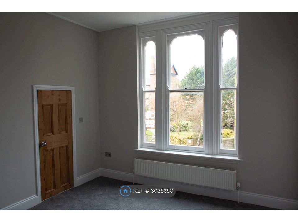 Property photo 3 of 10 Spacious Living-Room With Access To Study/Office