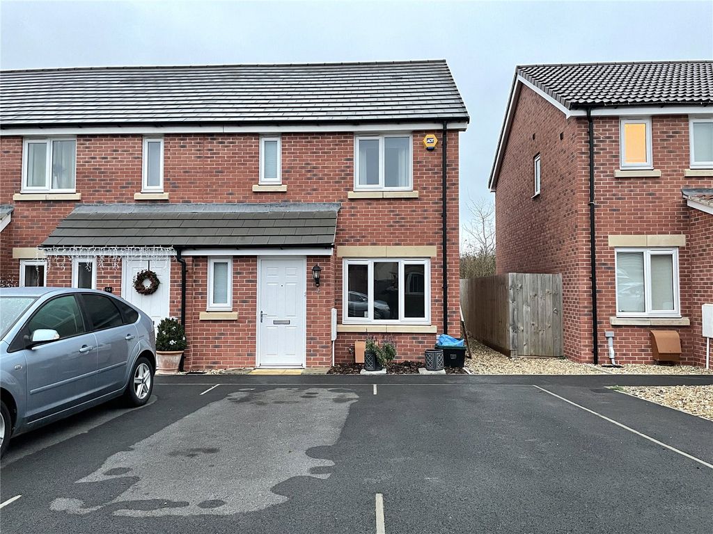 Property photo 1 of 10 Picture No. 02