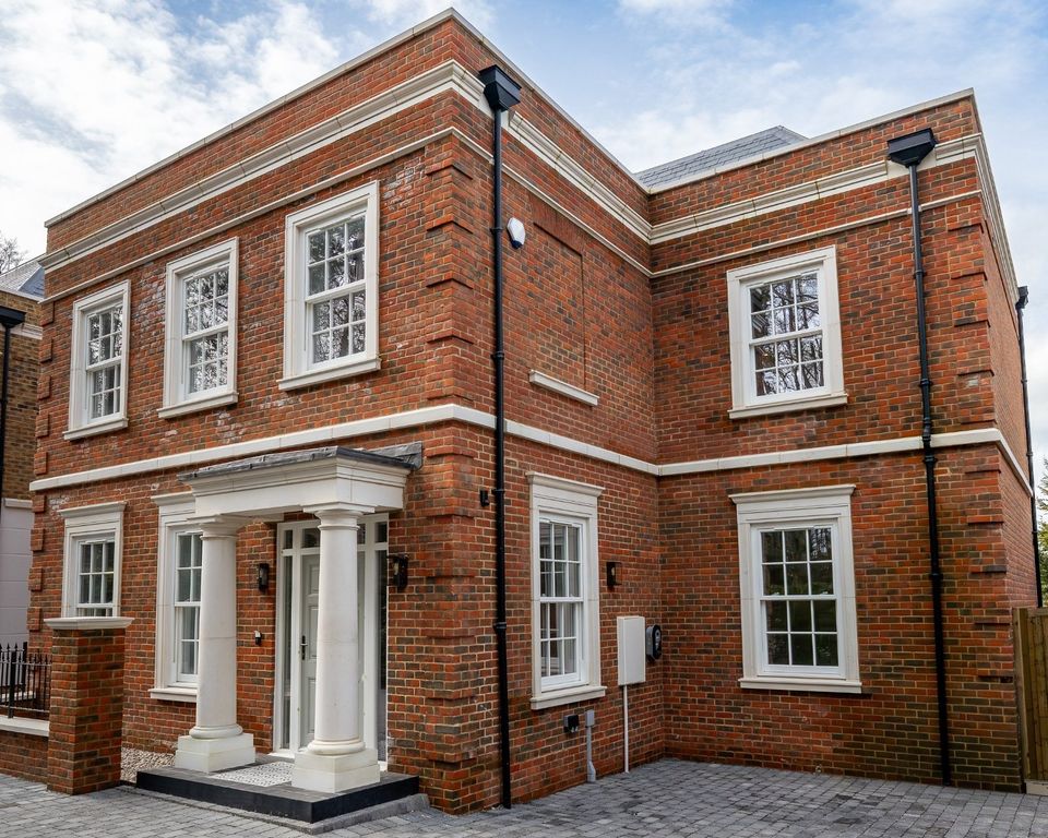 Property photo 1 of 8 Picture No. 82