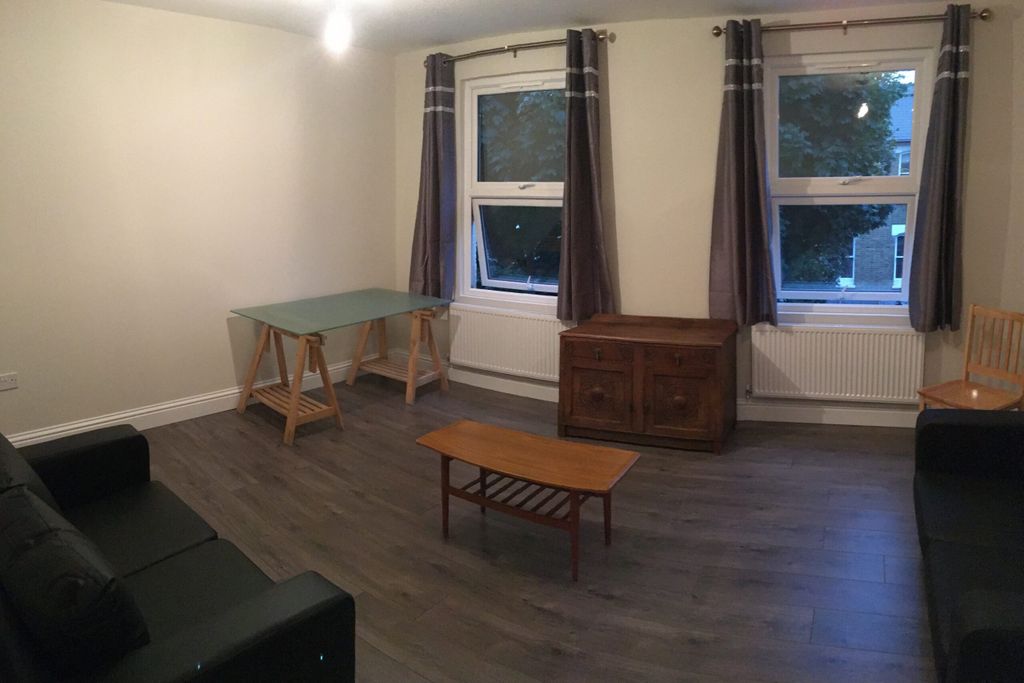 Property photo 3 of 6