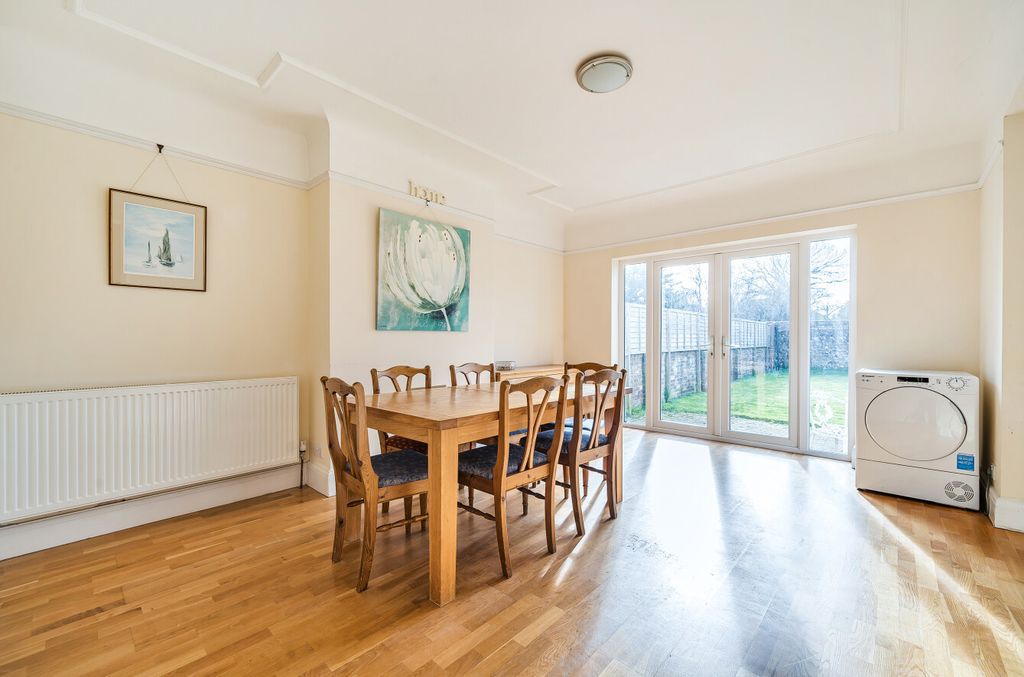 Property photo 3 of 14 1430503-11-69B836...