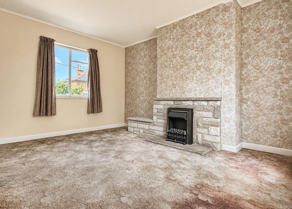 Property photo 2 of 22 5Fd640B5-0290-4A1D-817C-3Db1F7Ec6F7E.Png