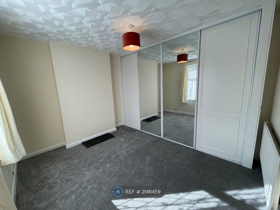 Property photo 3 of 10 Double Bedroom/Reception