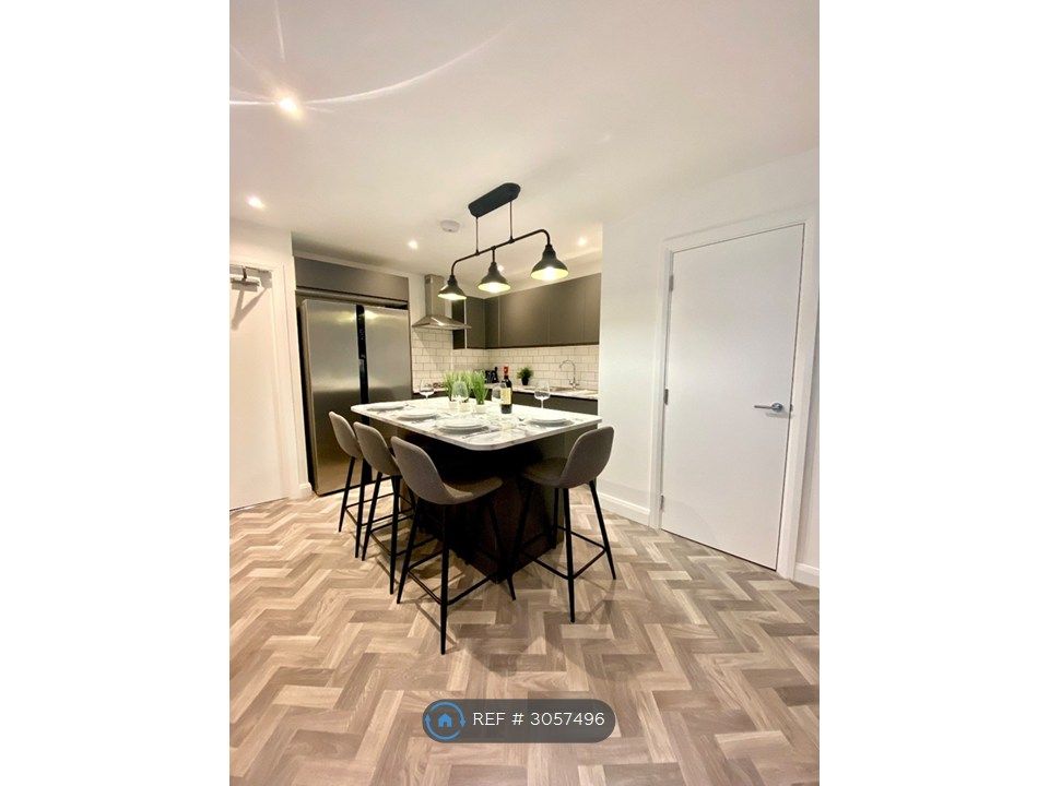 Property photo 3 of 6 Kitchen Of Similar Size And Layout