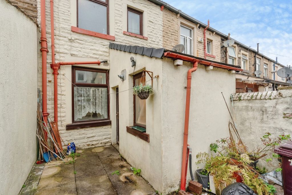 Property photo 3 of 19 Pbox-Img.Jpg
