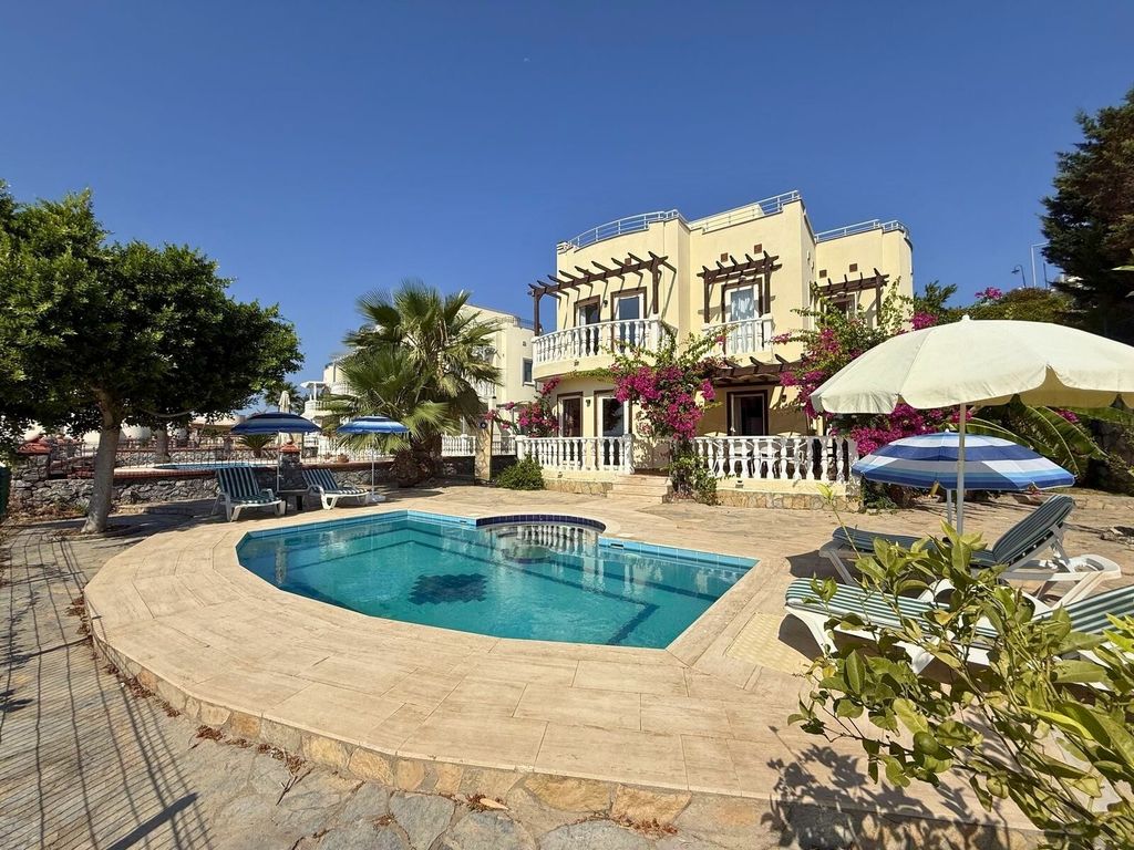 Property photo 2 of 25 Spectacular Bodrum Villa With A Private Pool For Sale In Bogazici, Milas - Private Pool And Exterior