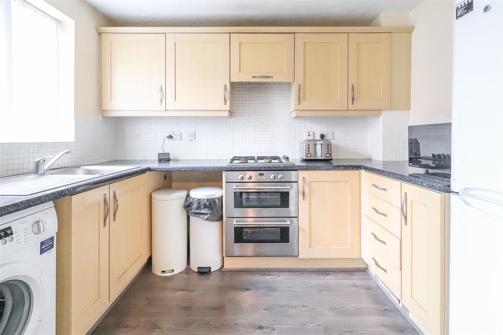 Property photo 3 of 14 Peckstone.Jpg