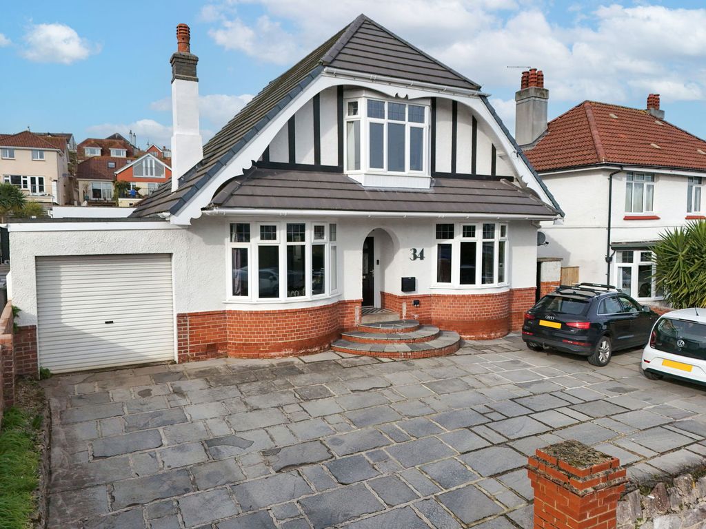 Property photo 1 of 18