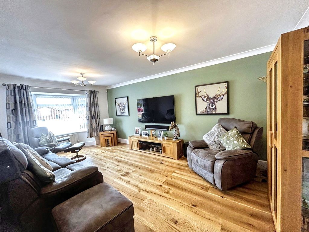Property photo 3 of 29