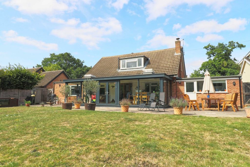 Property photo 2 of 16