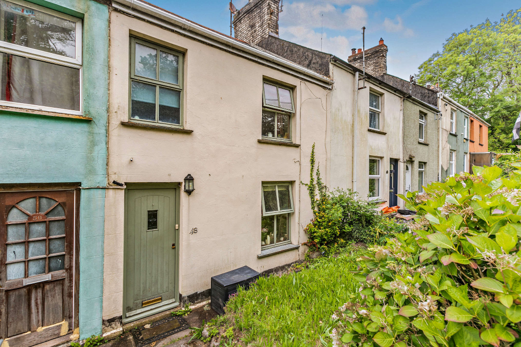 Property photo 1 of 9