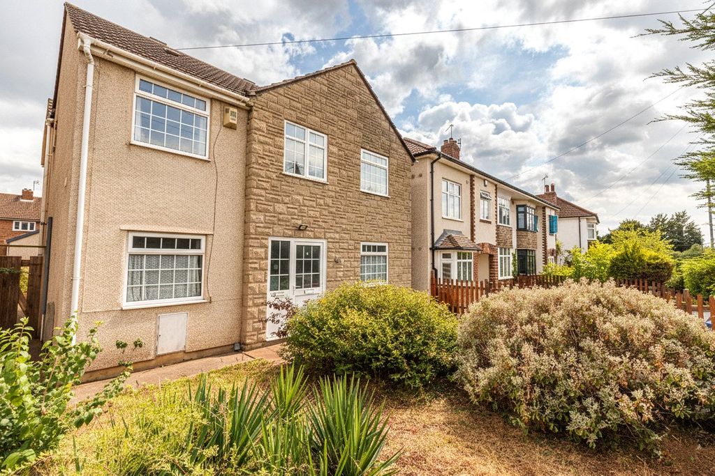 Property photo 3 of 19 Picture No. 52