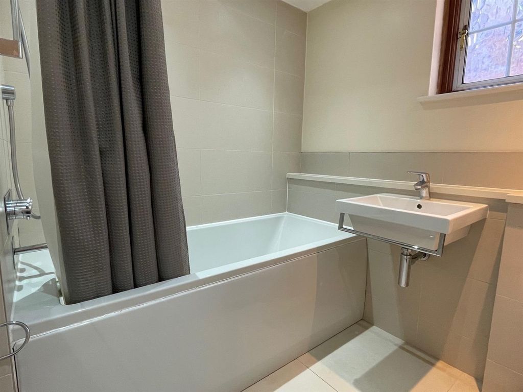 Property photo 3 of 13 3d226A75-Ea44-481A-A4A3-9Ea0F221Af9E.Jpg