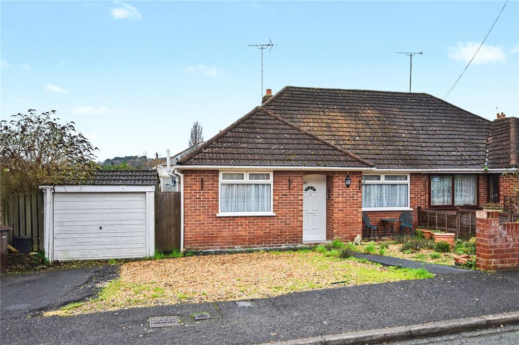 Property photo 1 of 10 Picture No. 05