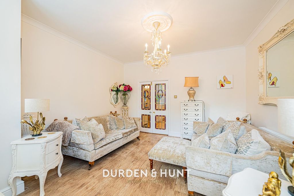Property photo 3 of 18 Palmerston-25.Jpg
