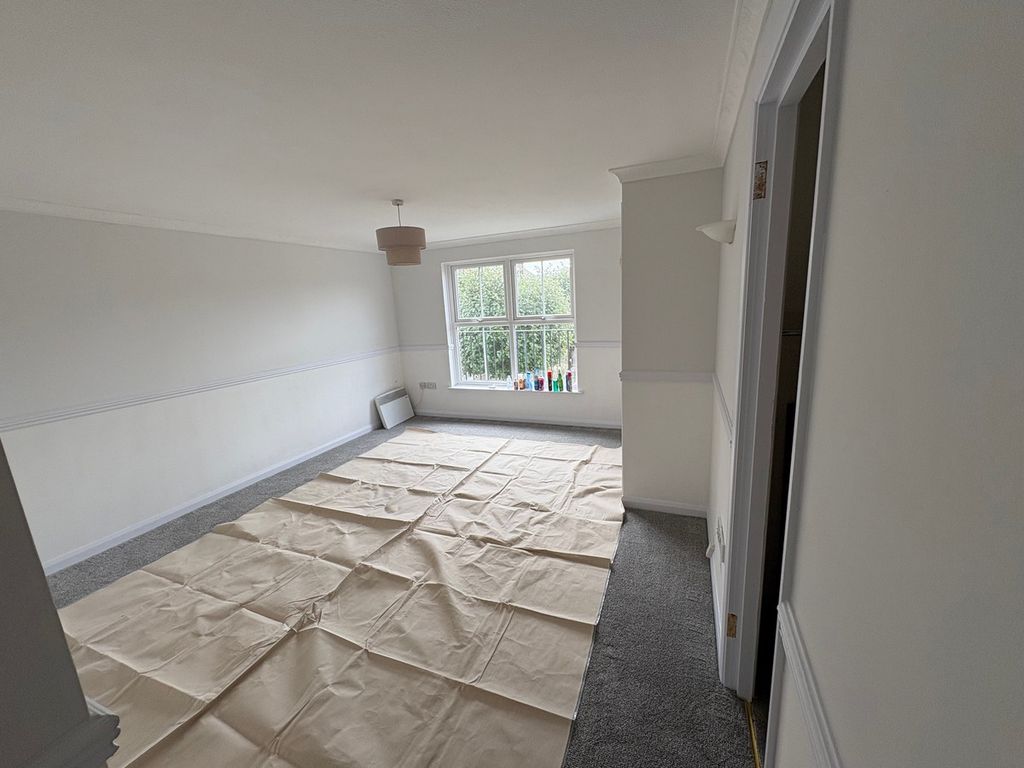 Property photo 2 of 6