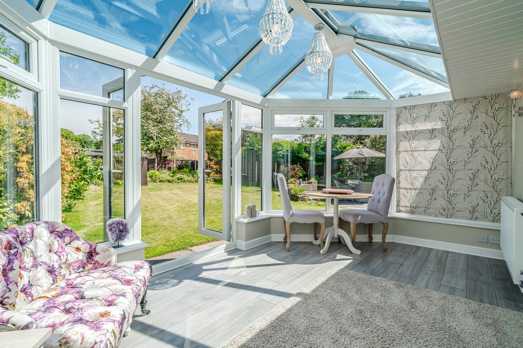 Additional image 17 of 3 bed detached bungalow for saleVicarsfields Road, Leyland PR25