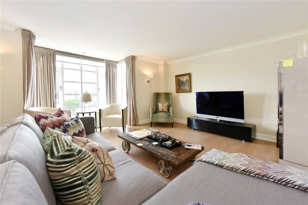 Property photo 2 of 14
