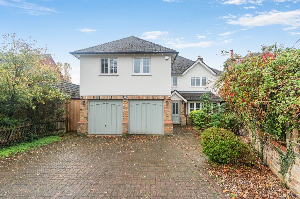 Property photo 2 of 33 Picture No. 07