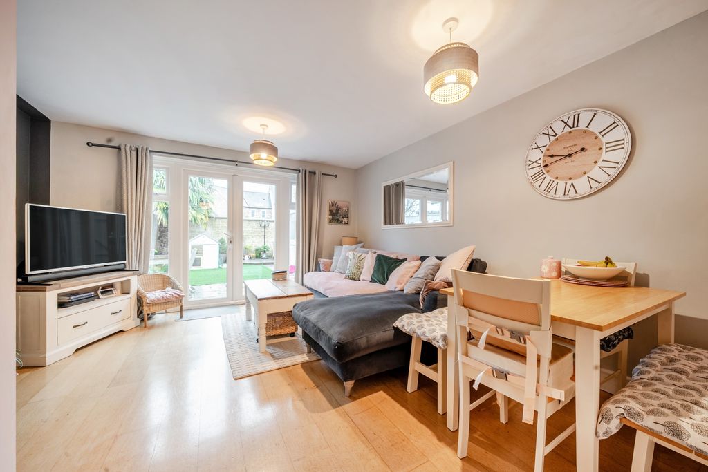 Property photo 2 of 10 1409062-5-6985Bf6B750d3