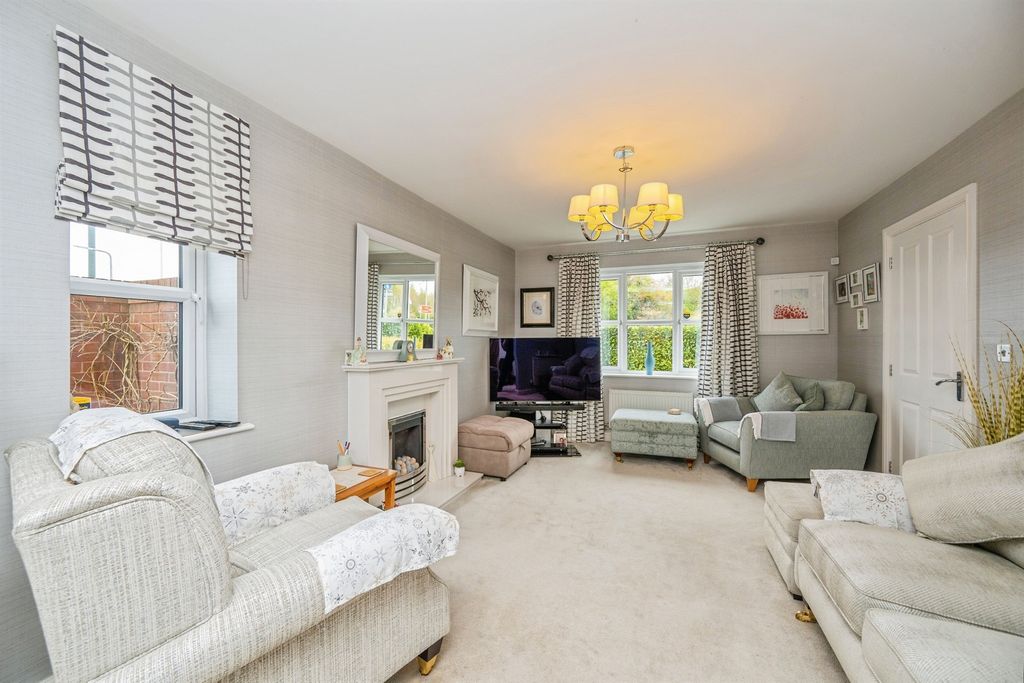 Property photo 3 of 22