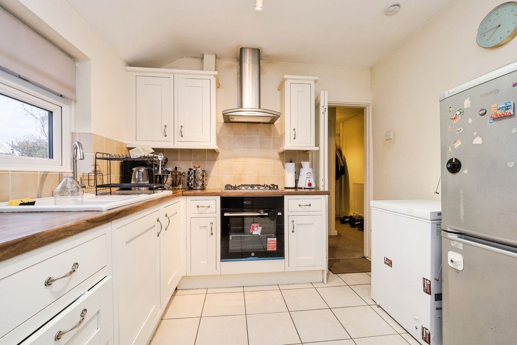 Property photo 2 of 15 Pbox-Img.Jpg