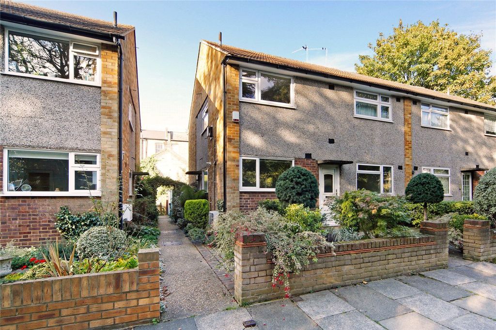 Property photo 3 of 9 Picture No. 20