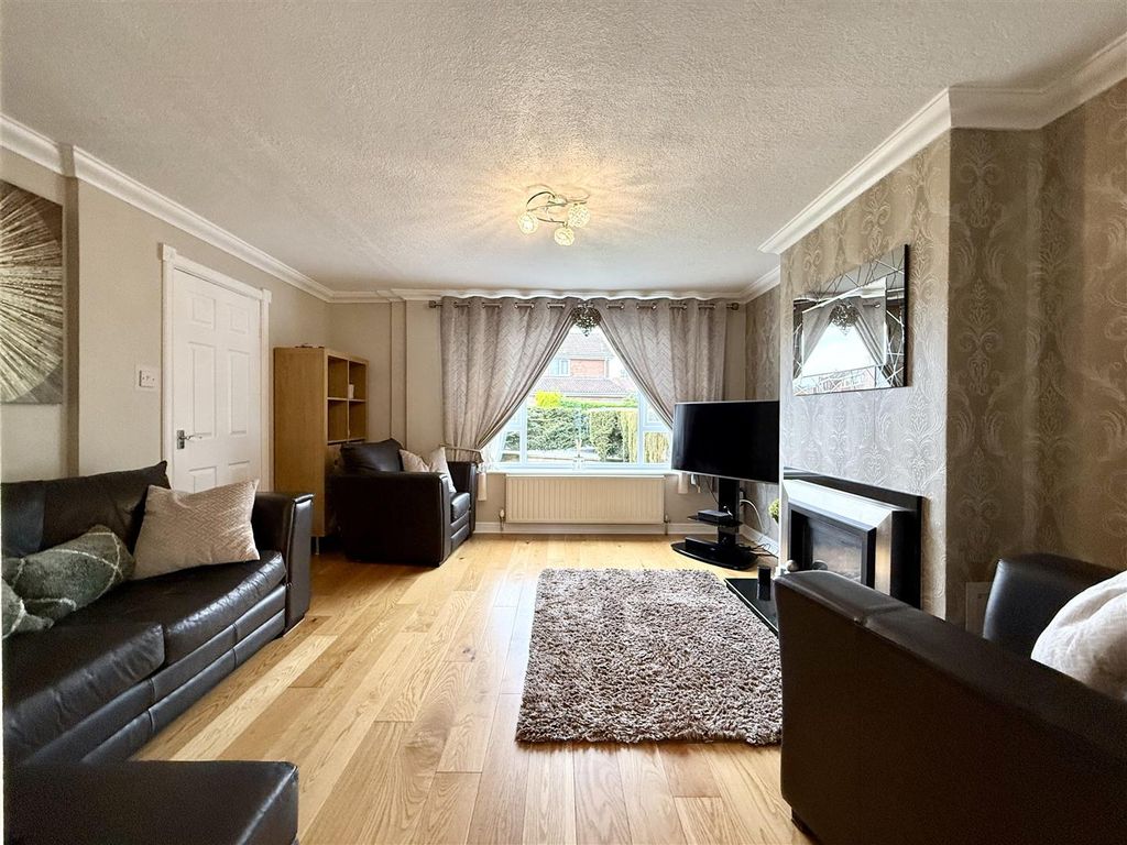 Property photo 3 of 25 3