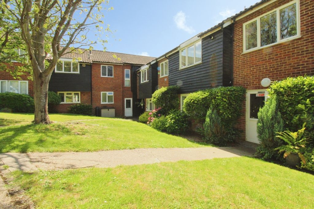 Property photo 2 of 17 Pbox-Img.Jpg