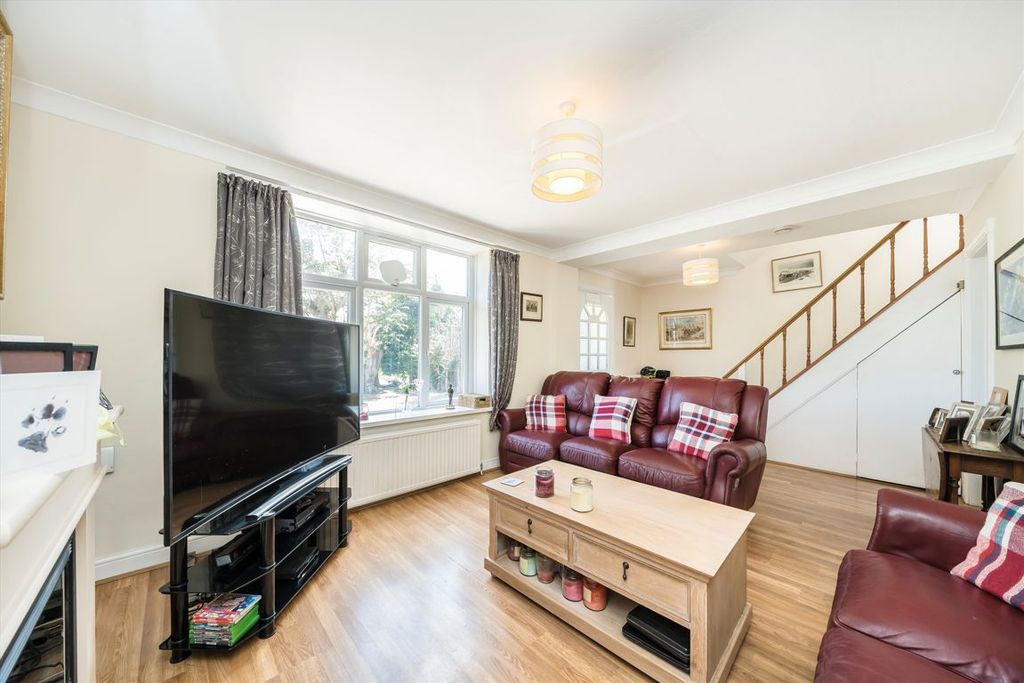 Property photo 2 of 6