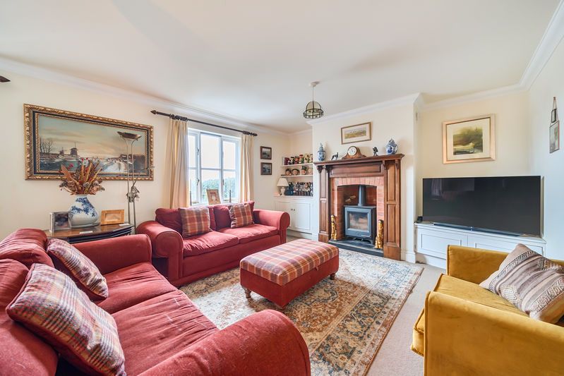 Property photo 3 of 41 Living Room