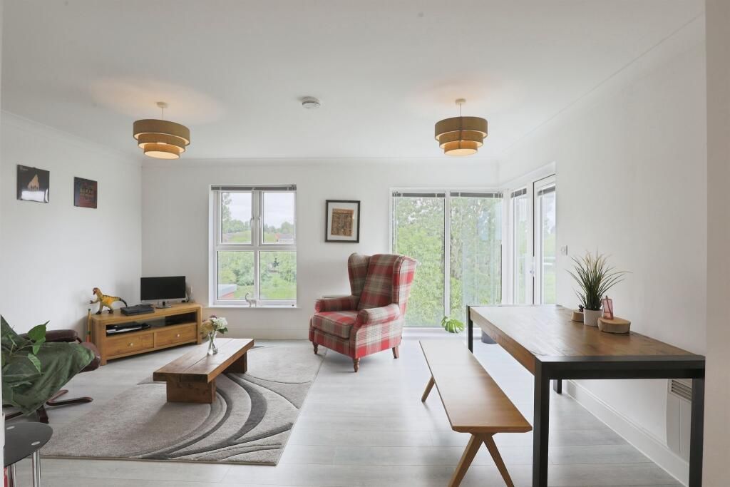 Property photo 3 of 10 Image