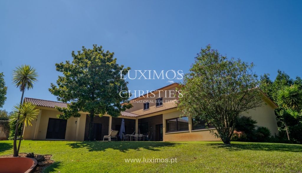 Property photo 3 of 25