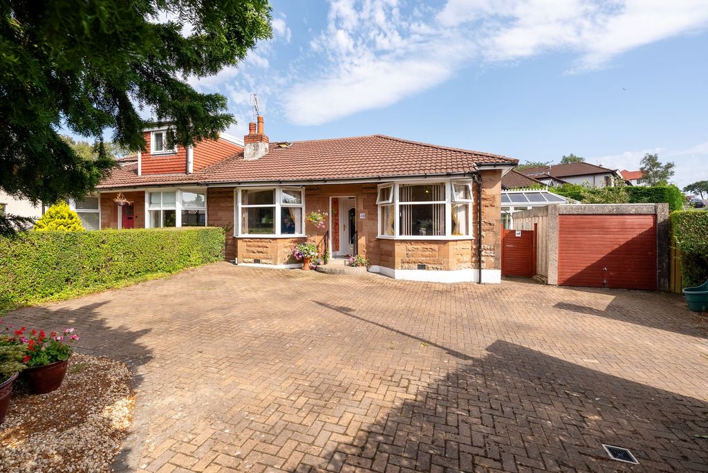 Property photo 1 of 34