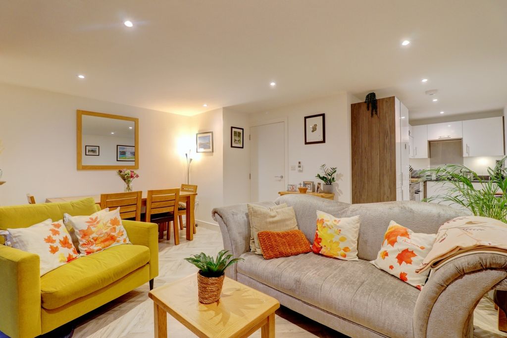 Property photo 2 of 11 Picture No. 03