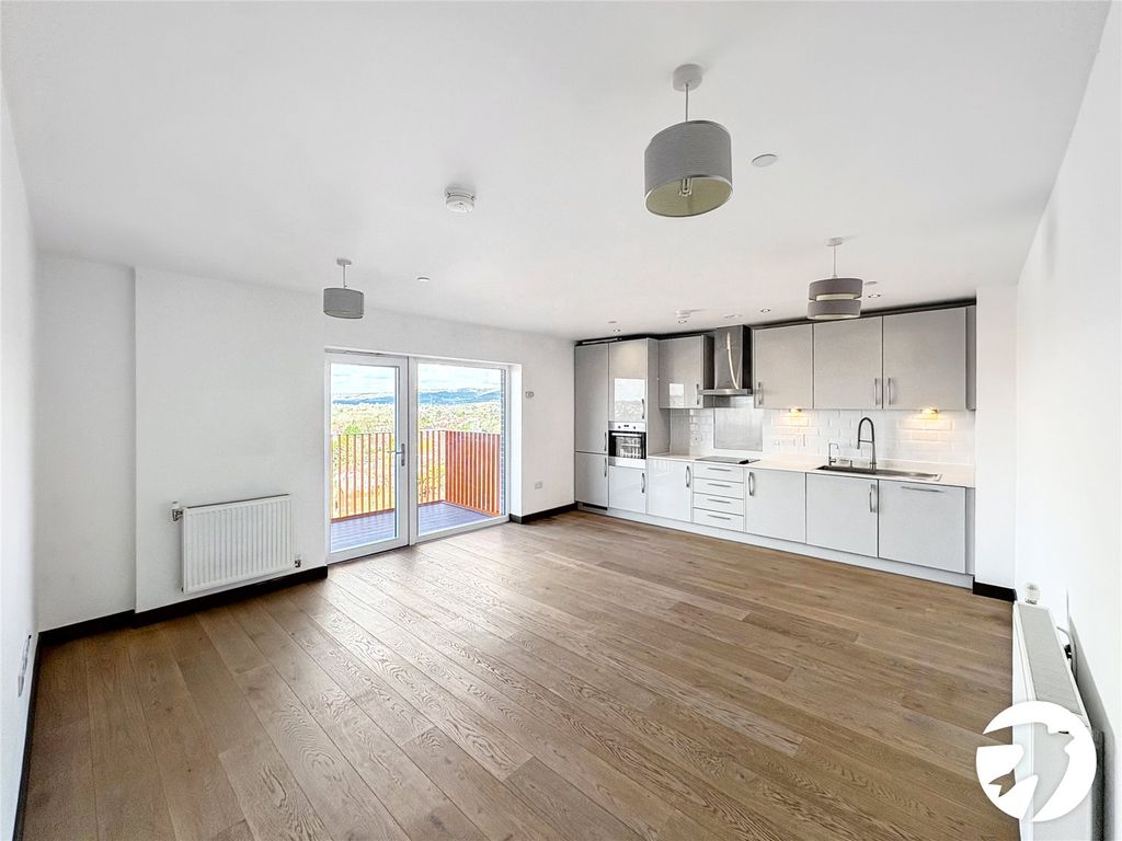 Property photo 2 of 13 Picture 2