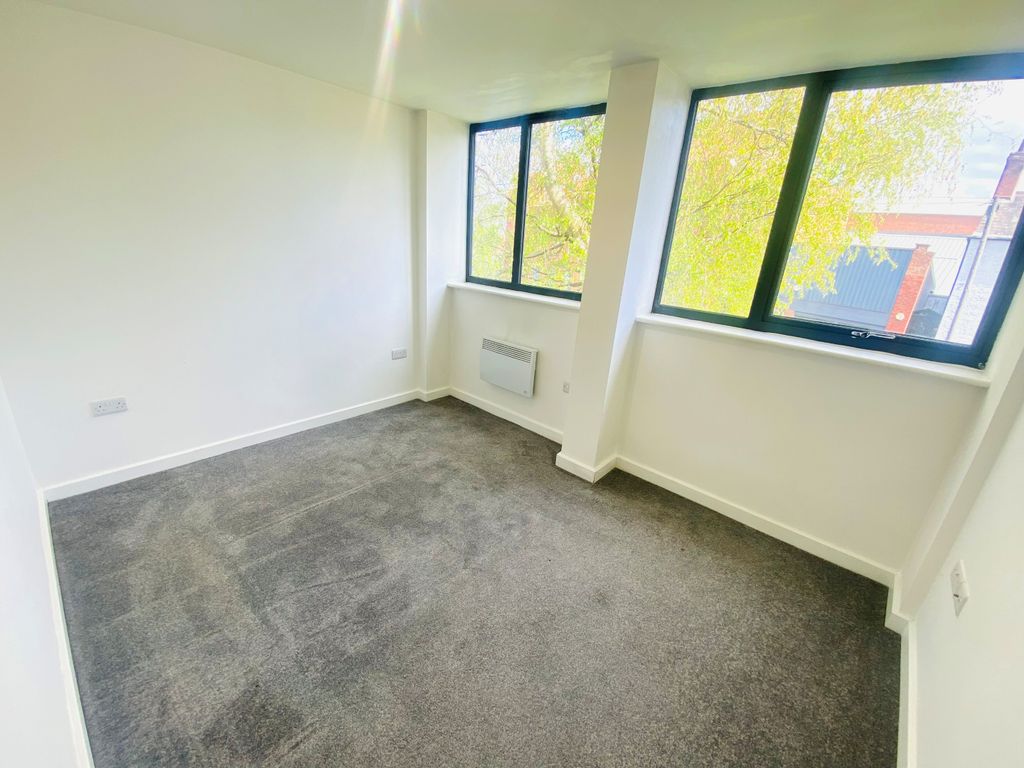 Property photo 2 of 5