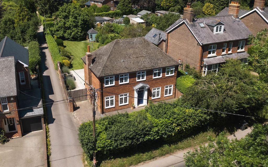 Property photo 1 of 39