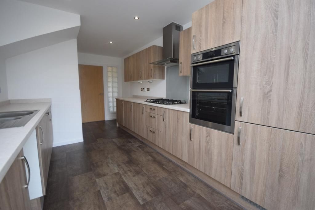 Property photo 3 of 17 Photograph 3