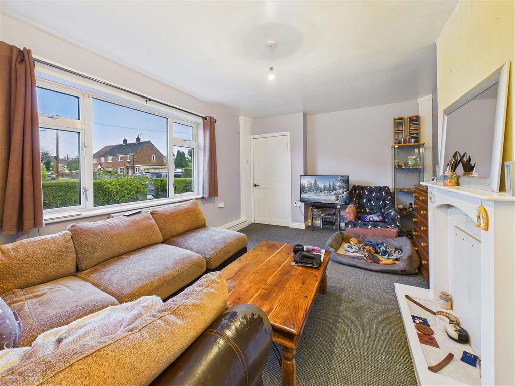 Property photo 3 of 12 Cam05377G0-Pr0134-Still005.Jpg