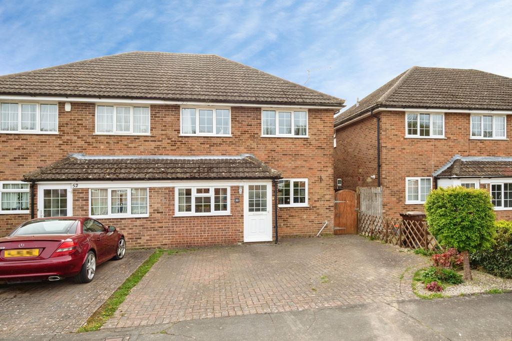 Property photo 1 of 20 Front