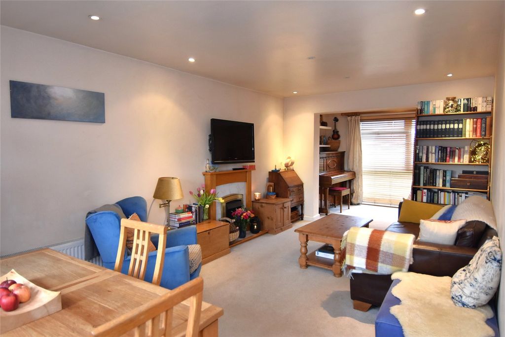 Property photo 3 of 18 Picture No. 03