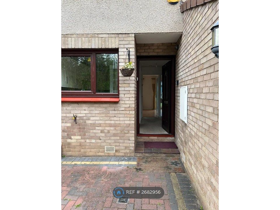 Property photo 2 of 23 Entrance