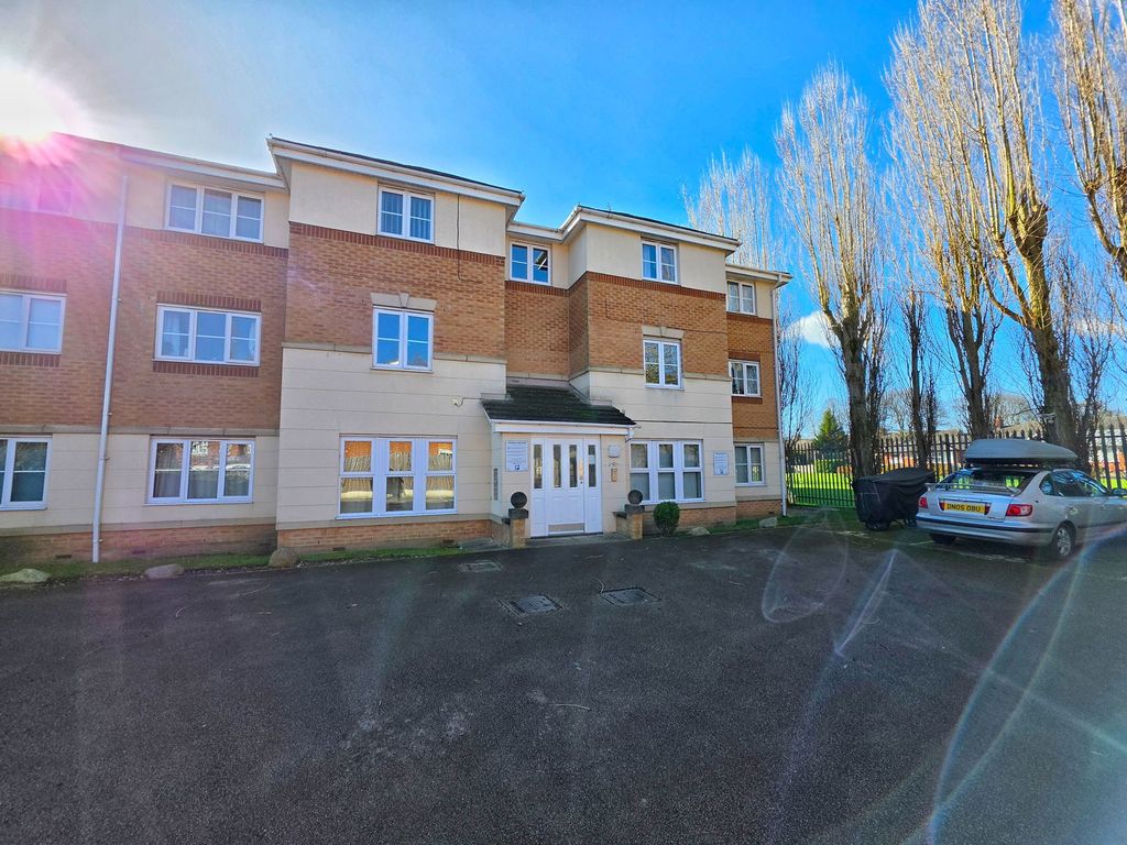 Property photo 1 of 6