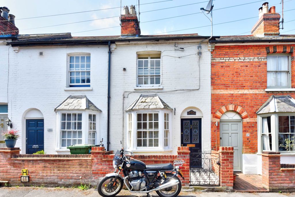 Property photo 1 of 12