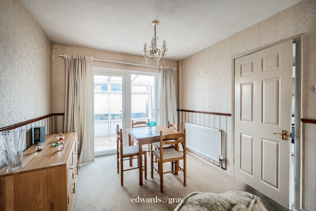 Property photo 3 of 22