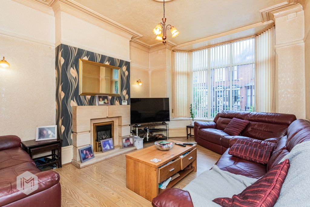 Property photo 2 of 23 Picture No. 29